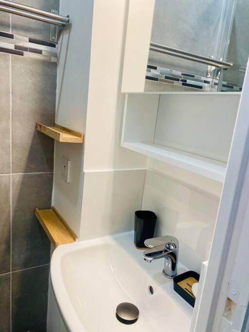Maisonnette Au Calme Proche T2 * La Garenne-Colombes